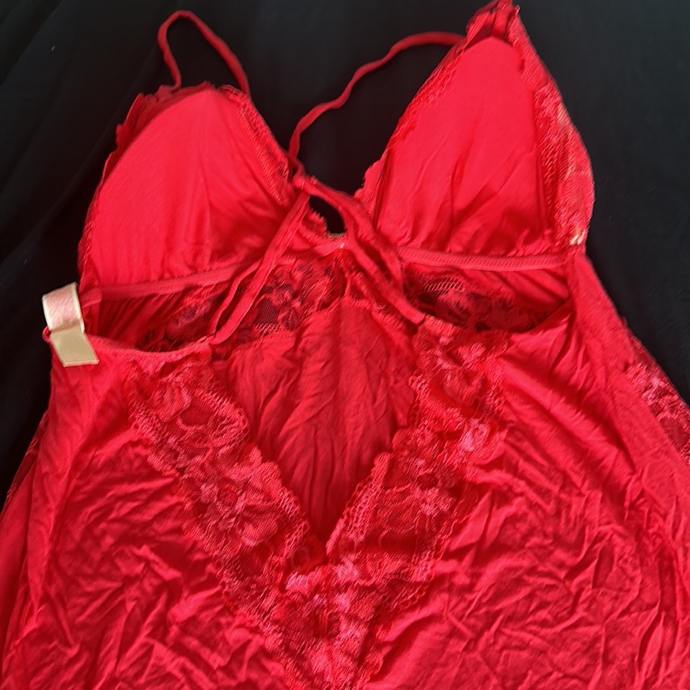Victoria Secret Lingerie - Picture 4 of 5